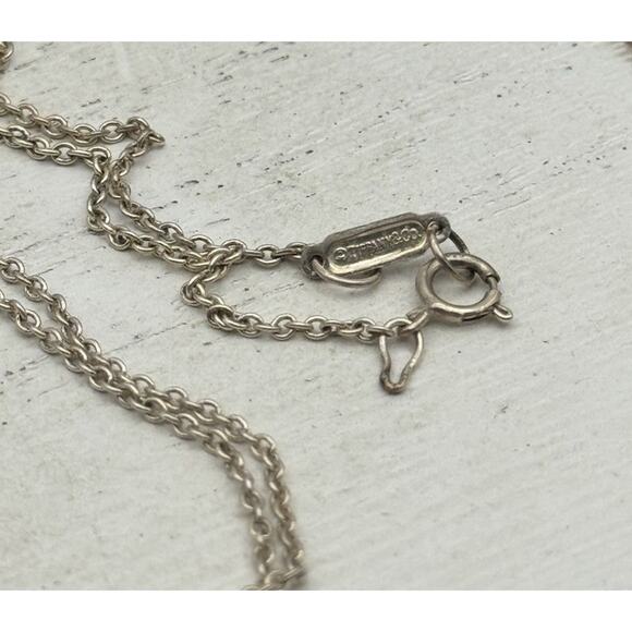 TIFFANY & CO. Sterling Silver Elsa Peretti Starfish Necklace 2.72 G / 18 In - Picture 6 of 10